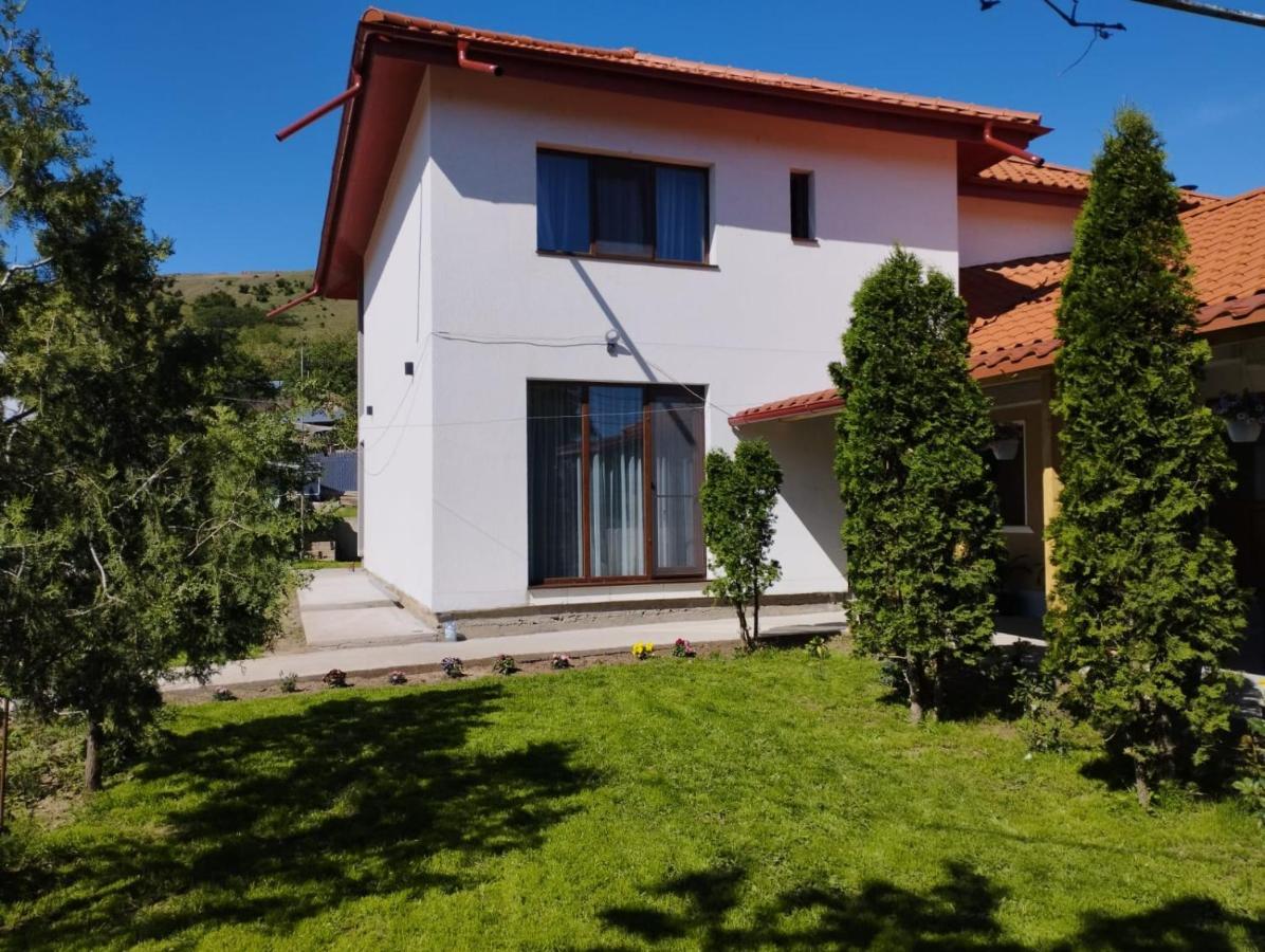 Farm stay Agropensiunea Cristina