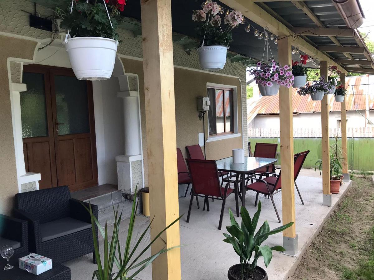 Agropensiunea Cristina Farm stay