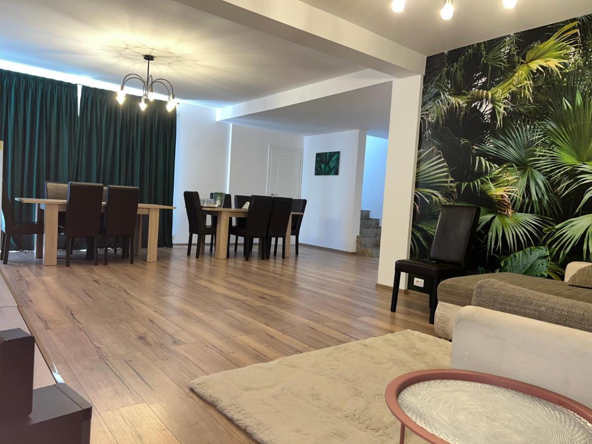 Agropensiunea Cristina Farm stay