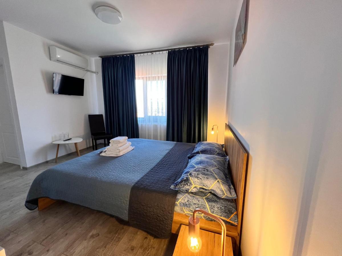 Agropensiunea Cristina Farm stay *
