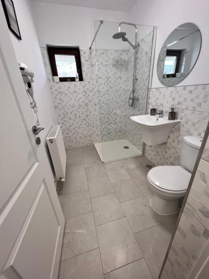 Farm stay Agropensiunea Cristina Niculitel
